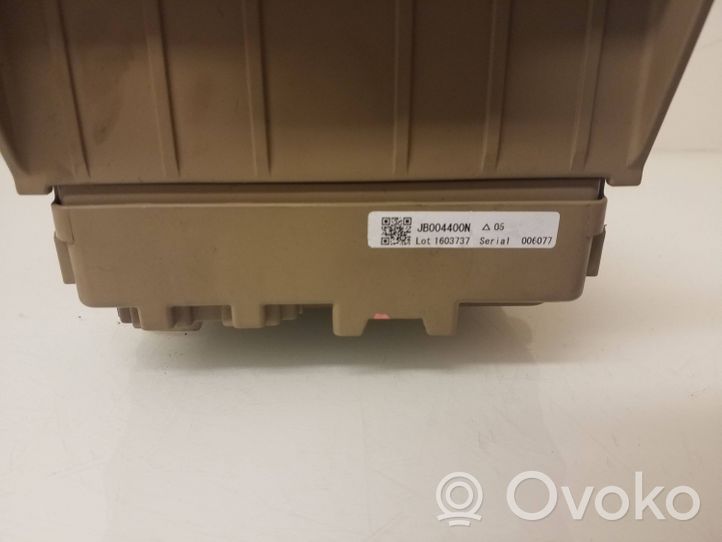 Subaru Outback (BS) Boîte à fusibles 82201AL150
