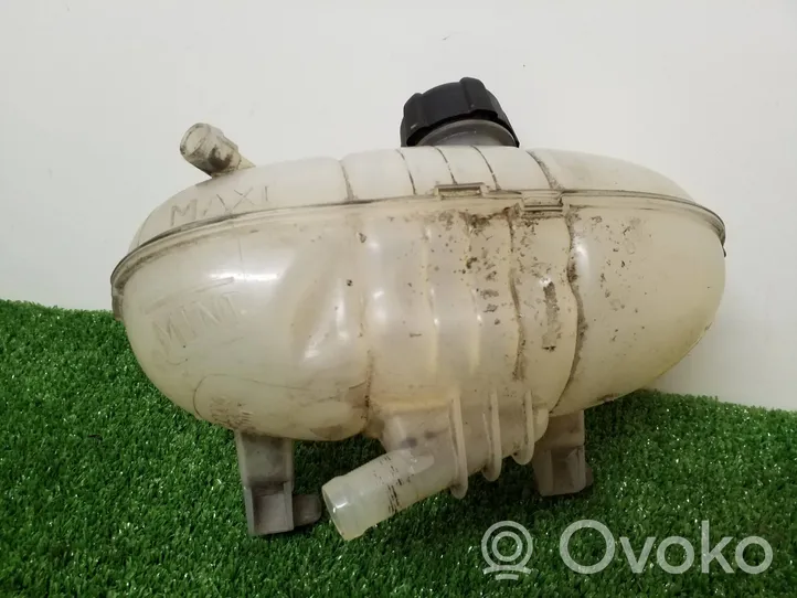 Opel Vivaro Coolant expansion tank/reservoir 217101893R