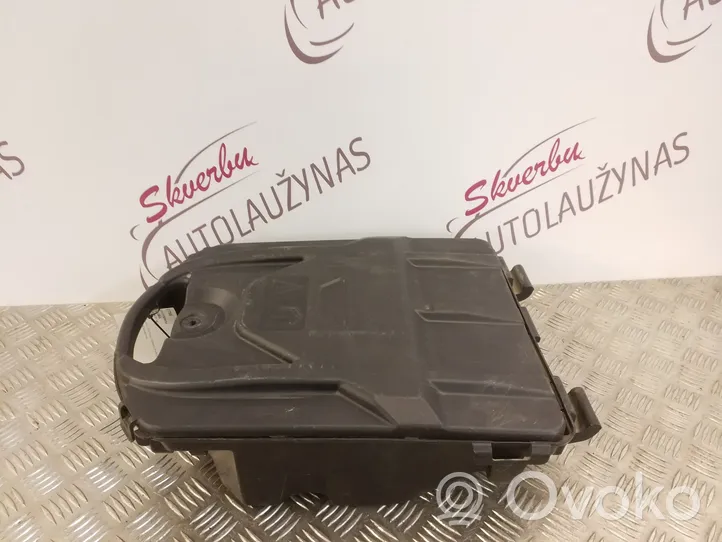 Opel Vivaro Bordwerkzeug Satz Set 995018195R