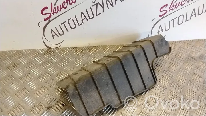 Audi A4 S4 B9 Couvre soubassement arrière 8W0505415D