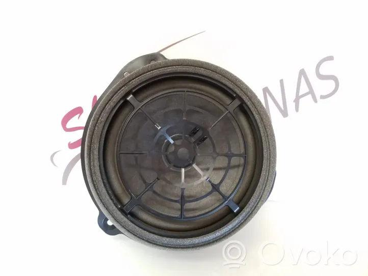 Audi A4 S4 B9 Enceinte de porte arrière 8W5035411