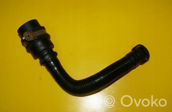 Volkswagen Phaeton Manguera/tubo del respiradero 1C0131351A