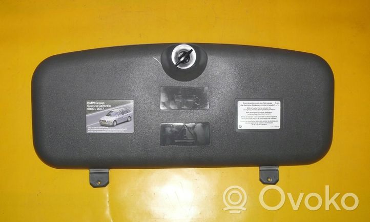 BMW 7 E65 E66 Staffa supporto del triangolo d’emergenza 71116752543