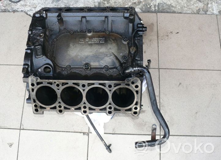 Audi A8 S8 D2 4D Blocco motore 057103021F