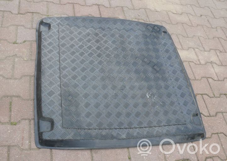 Seat Leon (1M) Tapis en caoutchouc 