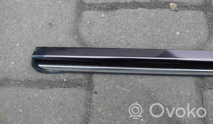 Mercedes-Benz CLK AMG A209 C209 Rivestimento modanatura del vetro della portiera posteriore 