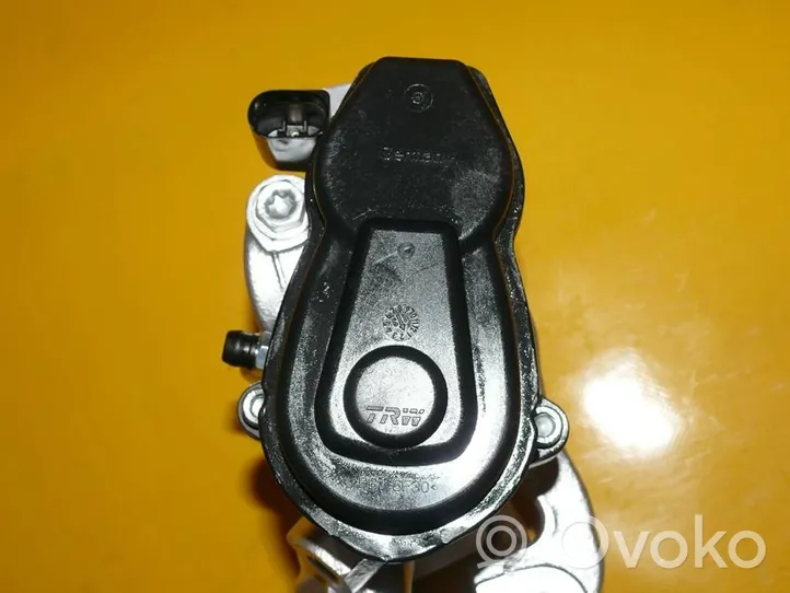 Nissan X-Trail T32 Caliper del freno trasero 44000-4CA0A