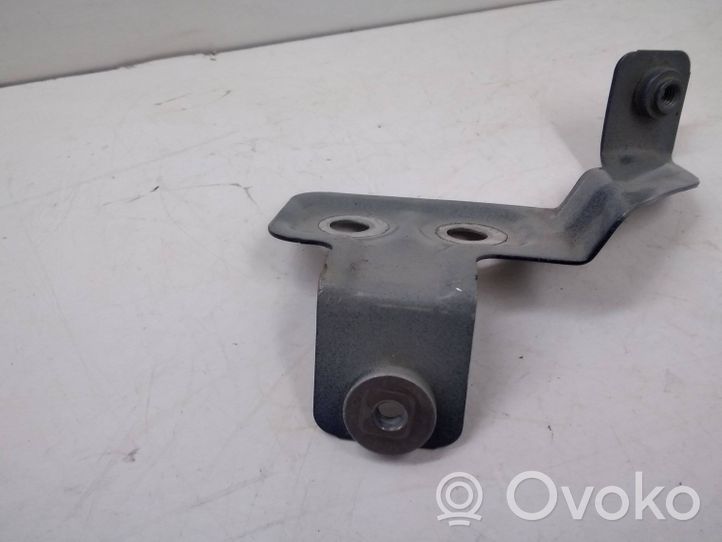 BMW 5 G30 G31 Supporto di montaggio del parafango 