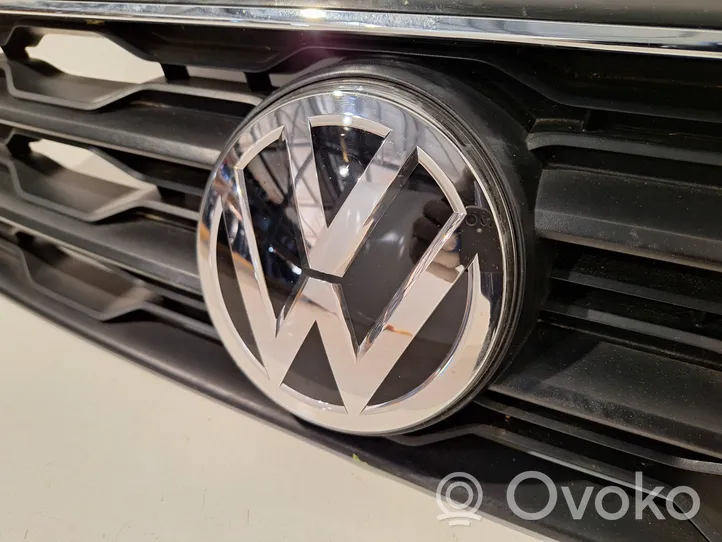 Volkswagen T-Roc Atrapa chłodnicy / Grill 