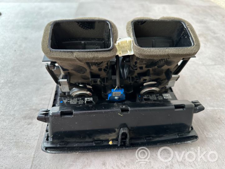 BMW 5 G30 G31 Oro grotelės gale 935786612