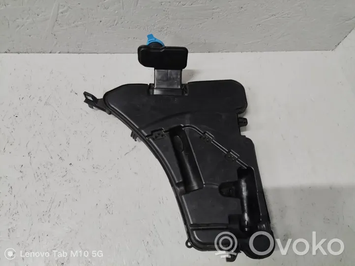 BMW 5 G30 G31 Serbatoio/vaschetta liquido lavavetri parabrezza 10543512