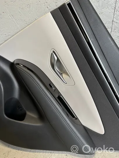 Hyundai Tucson IV NX4 Cita veida aizmugurē durvju dekoratīvās apdares detaļas M83320N7001