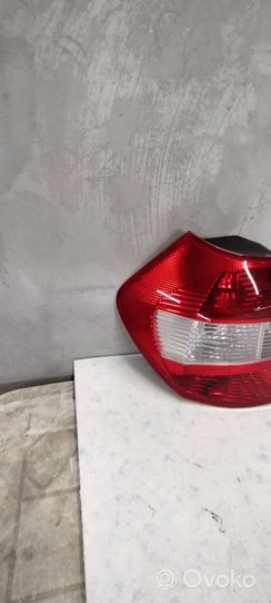 BMW 1 E81 E87 Lampy tylne / Komplet 20220819200210