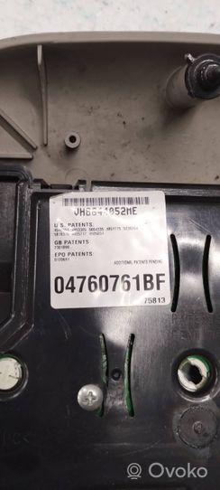 Jeep Cherokee Światło fotela przedniego 04760761BF