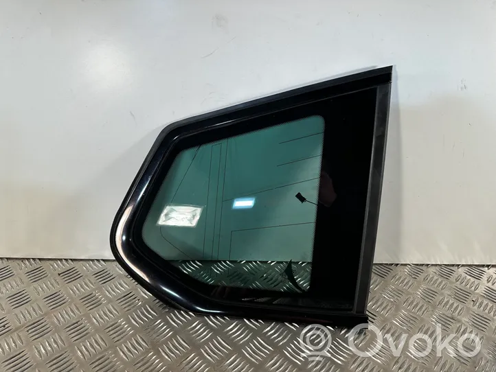 BMW X3 F25 Rear side window/glass 7205664