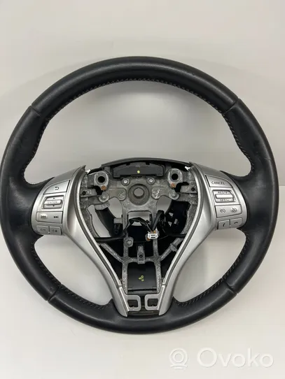Nissan Qashqai Steering wheel 34154207B