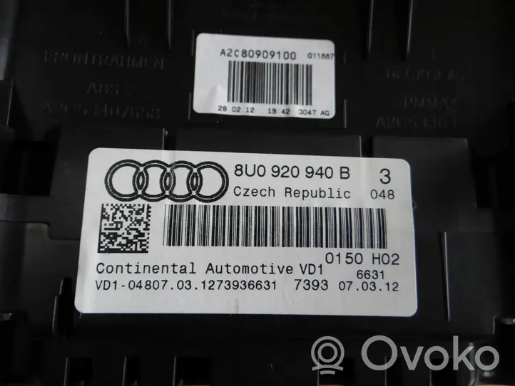 Audi Q3 8U Nopeusmittari (mittaristo) 8U0920940B