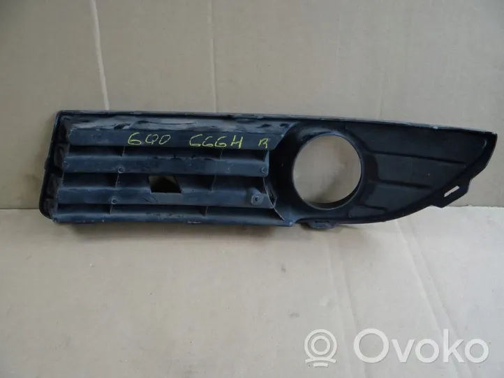 Volkswagen Polo IV 9N3 Tappo/coprigancio di traino 6Q0853666H