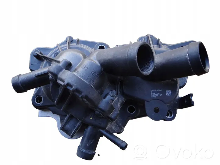 Volkswagen Polo V 6R Water pump 04E121121E