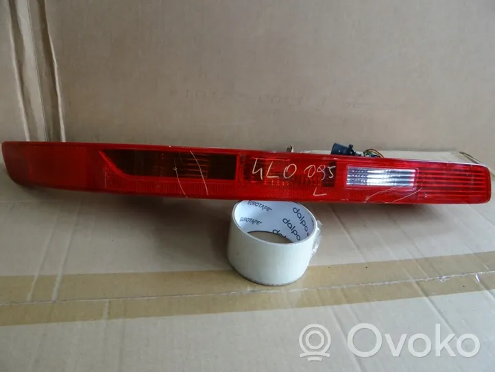 Audi Q7 4L Rear bumper light 4L0945095