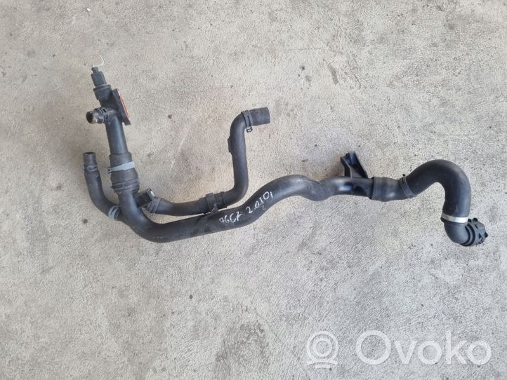 Audi A6 S6 C7 4G Tuyau de liquide de refroidissement moteur 