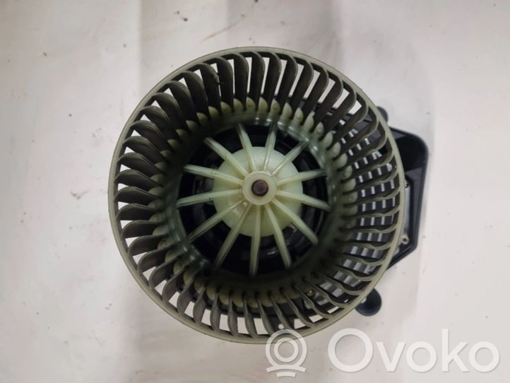 8D1820021 Audi A4 S4 B5 8D Heater fan/blower, 10.70 € RRR