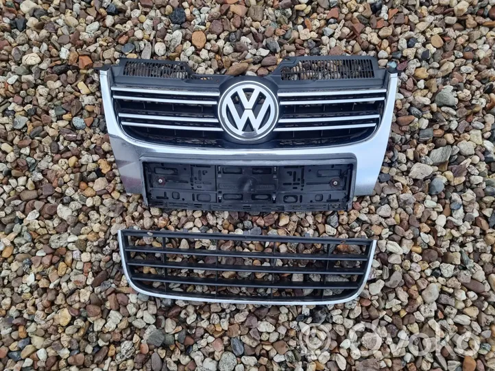Volkswagen Golf V Grille calandre supérieure de pare-chocs avant 1K5853651