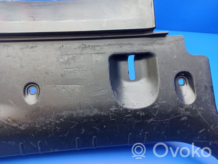 BMW 7 E65 E66 Rivestimento di protezione sottoporta del bagagliaio/baule 8223560