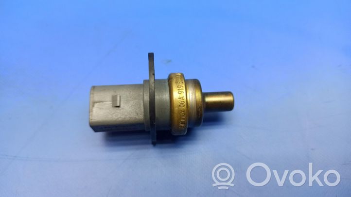 Audi A4 S4 B8 8K Sonde de température de liquide de refroidissement 032121142B