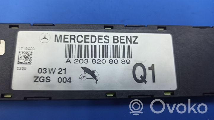 Mercedes-Benz C W203 Radio antena A2038208689