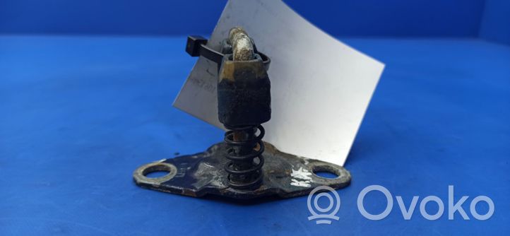 Mercedes-Benz 380 560SEC C126 Engine bonnet/hood lock/latch loop/hook W126