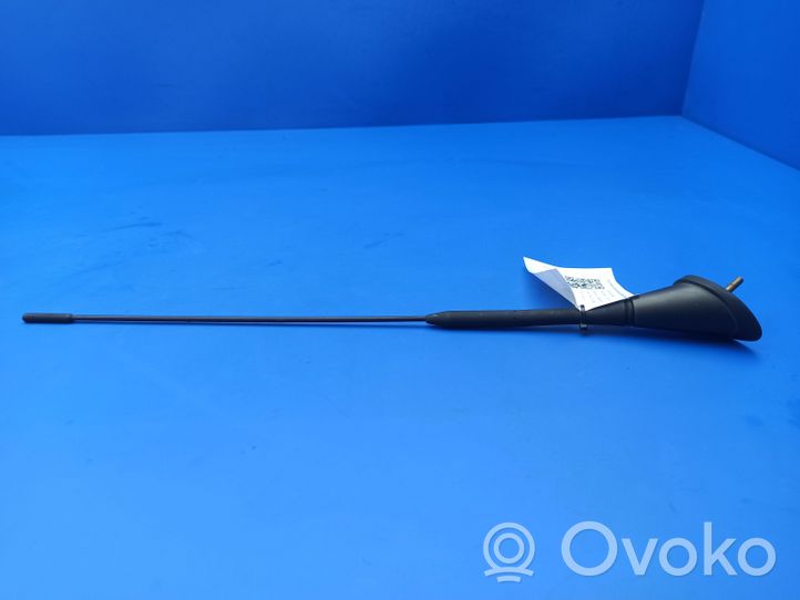 Mercedes-Benz 380 560SEC C126 Radio antena C126