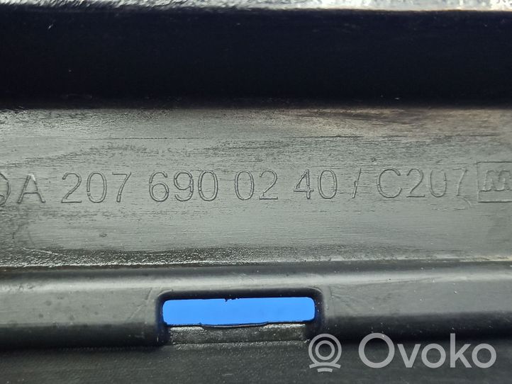 Mercedes-Benz E C207 W207 Próg A2076900240