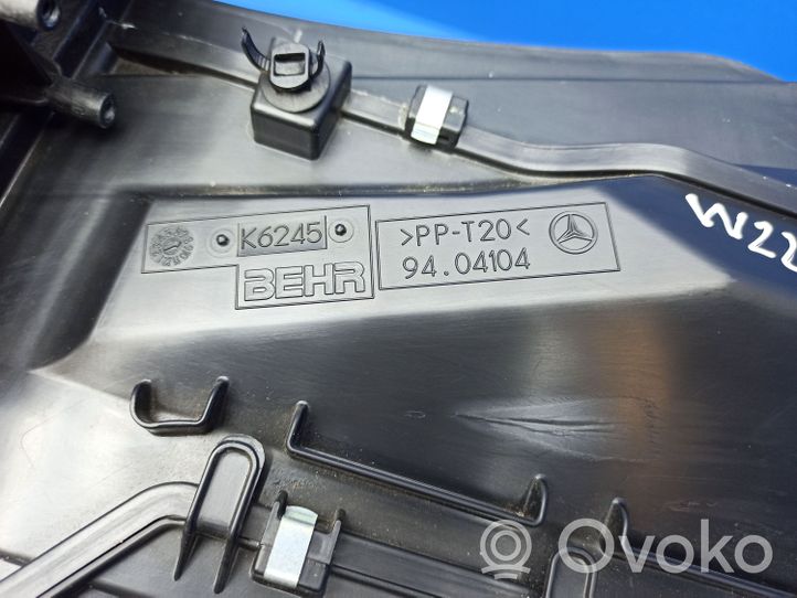 Mercedes-Benz S W221 Salono oro mazgo plastikinis korpusas 9404102