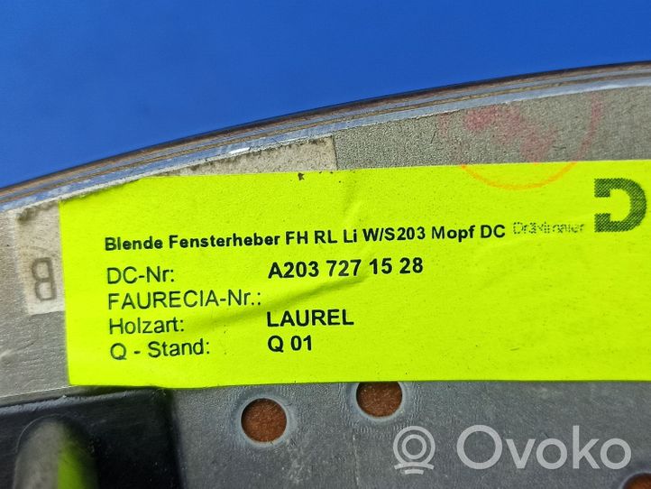 Mercedes-Benz C W203 Rivestimento pulsantiera finestrino della portiera anteriore A2037271528