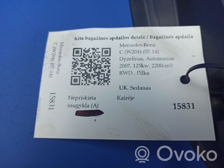 Mercedes-Benz C W204 Inne elementy wykończenia bagażnika A2046931533