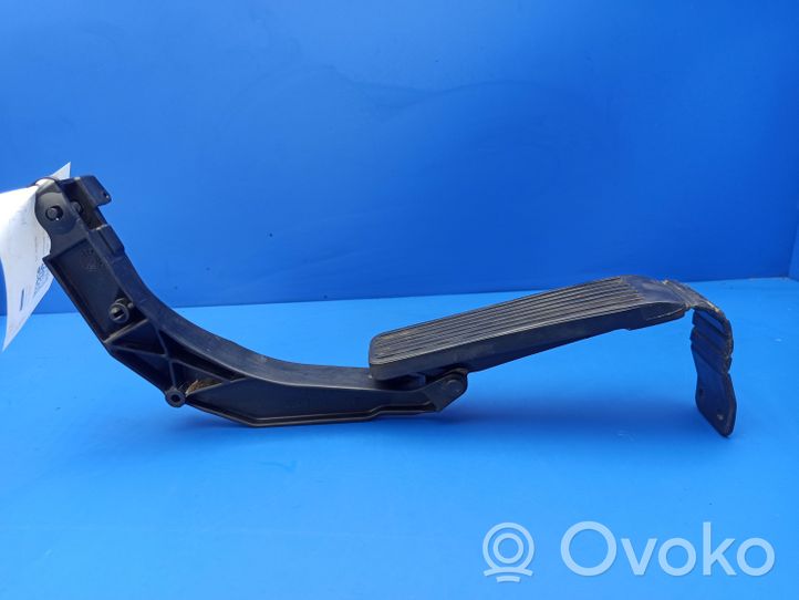 Mercedes-Benz S W140 Accelerator throttle pedal 1403011120