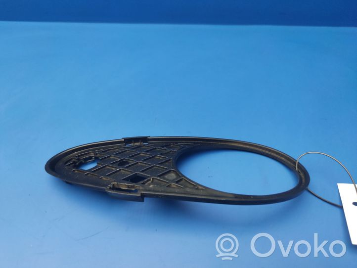 Mercedes-Benz C W203 Grille antibrouillard avant A2038850623