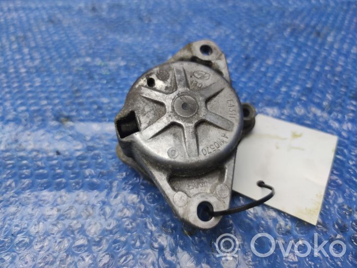 Mercedes-Benz SLK R171 Tensor de correa del alternador A2722000270