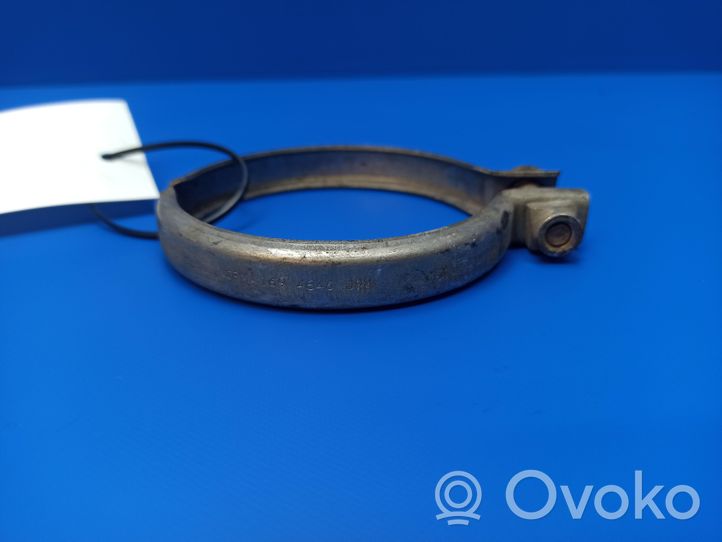 Mercedes-Benz B W245 Collier de silencieux d'echappement A0019952644