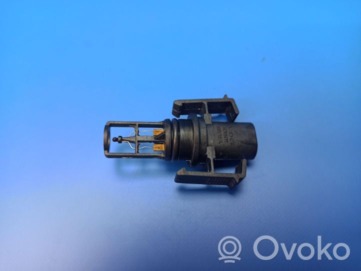 Mercedes-Benz C W203 Intake air temperature sensor 0005422818