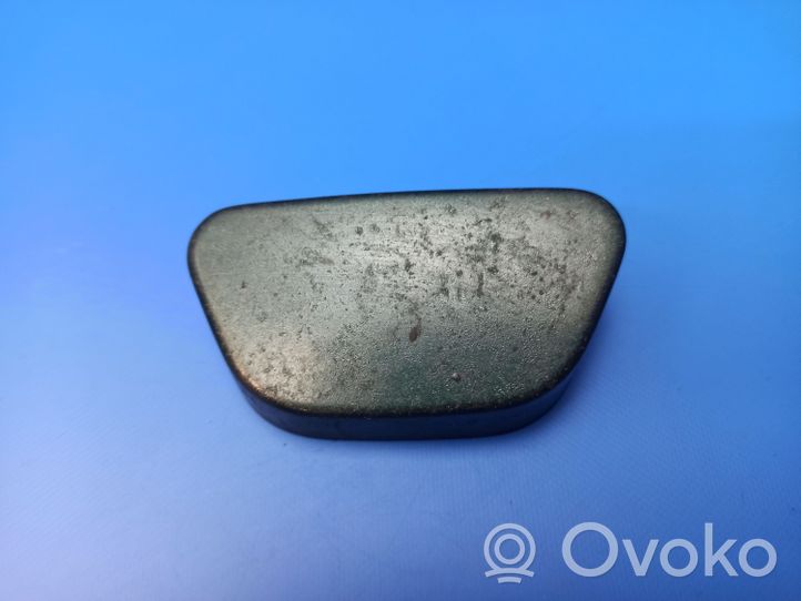 Mercedes-Benz E W210 Tappo/coperchio ugello a spruzzo lavafari 2108261077