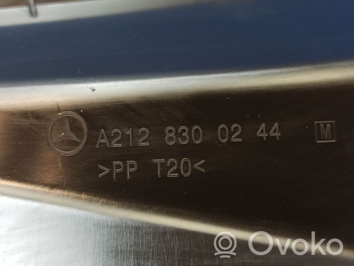 Mercedes-Benz E W212 Fuite d'eau A2128300244