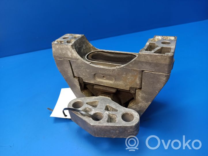 Cadillac BLS Supporto di montaggio del motore V05369226