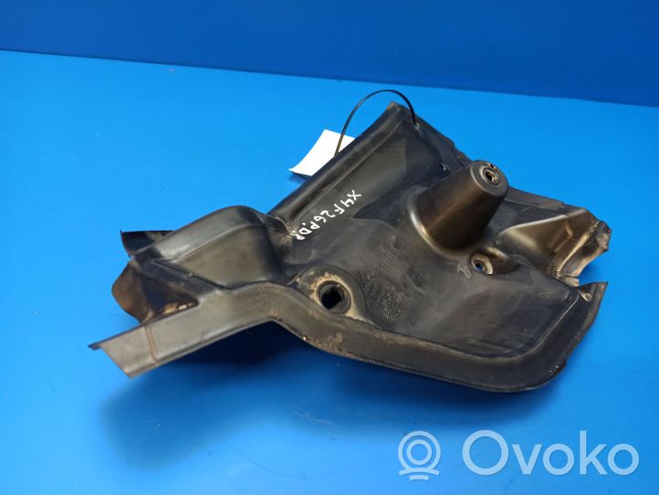 BMW X4 F26 Altra parte del vano motore 9184007