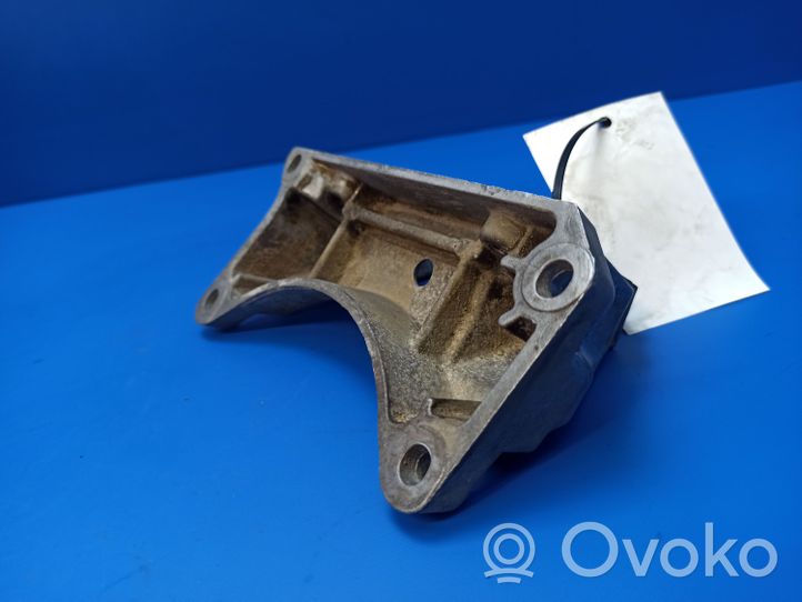 Mercedes-Benz E W211 Supporto di montaggio scatola del cambio A1402421340