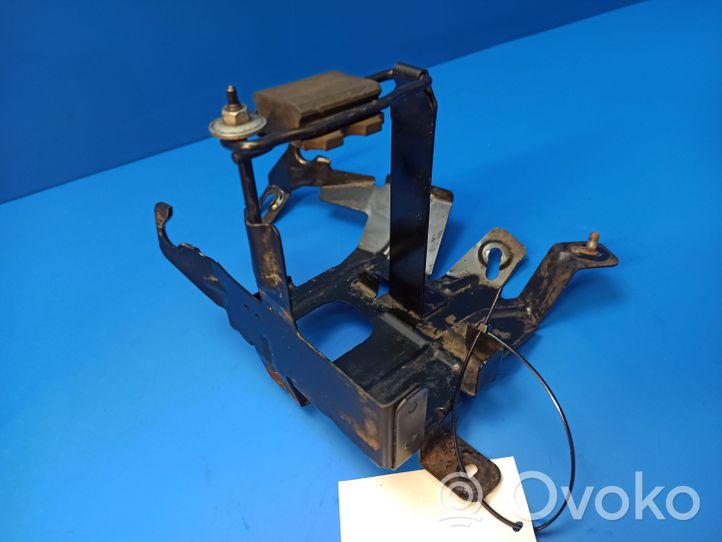 Mercedes-Benz E W211 Soporte para la batería 2115454440