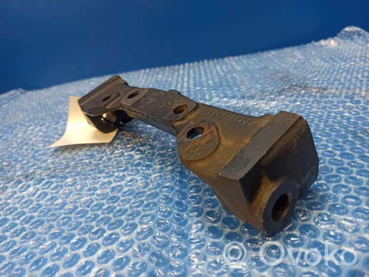 Jaguar XJS Rear differential/diff mount bracket 