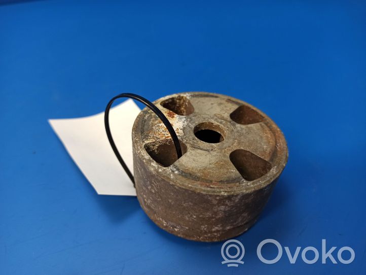 Mercedes-Benz COMPAKT W115 Poulie de pompe à eau 1152050126