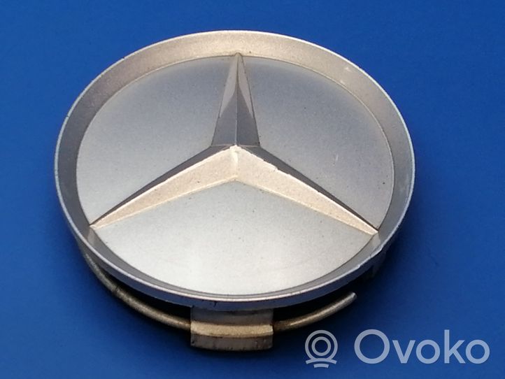Mercedes-Benz E W211 Original wheel cap 2014010225